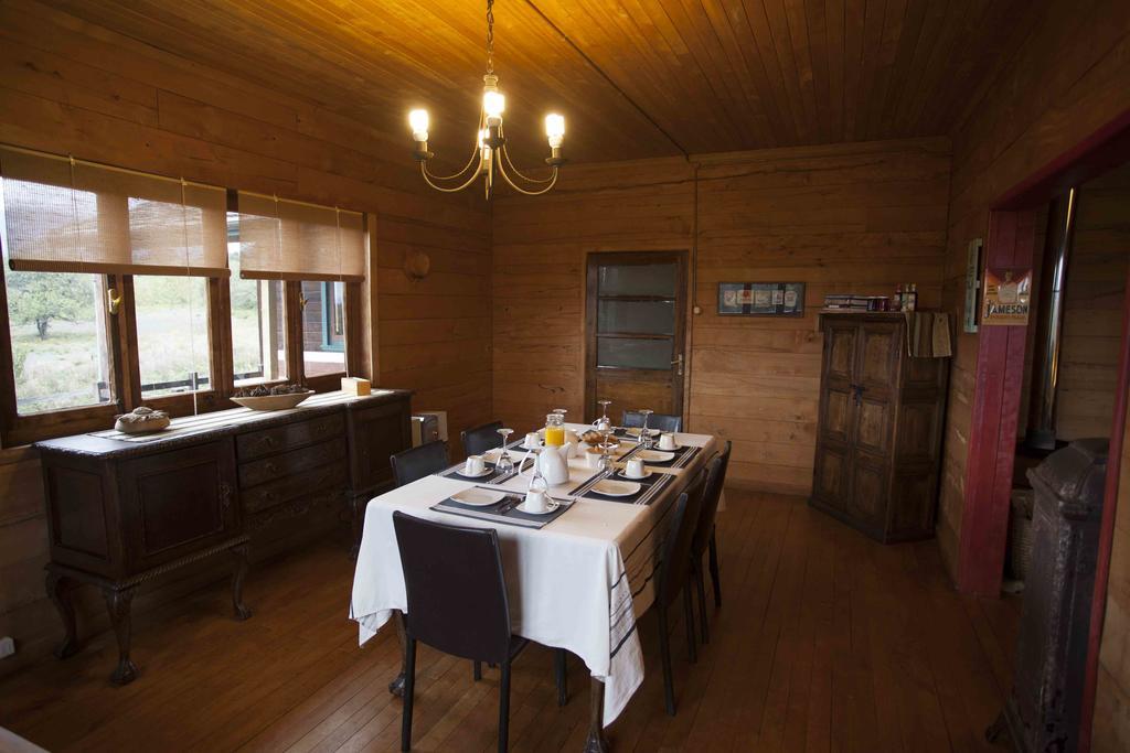 Quila Hostal Ла-Энсенада Экстерьер фото